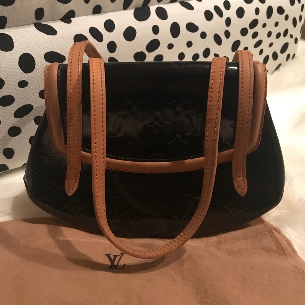LOUIS VUITTON Vernis Biscayne Bay PM